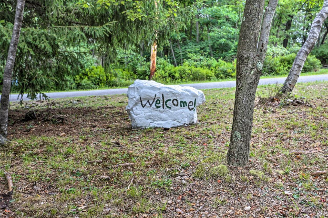 Serene Long Pond Home With Game Room And Beach Access! Kültér fotó